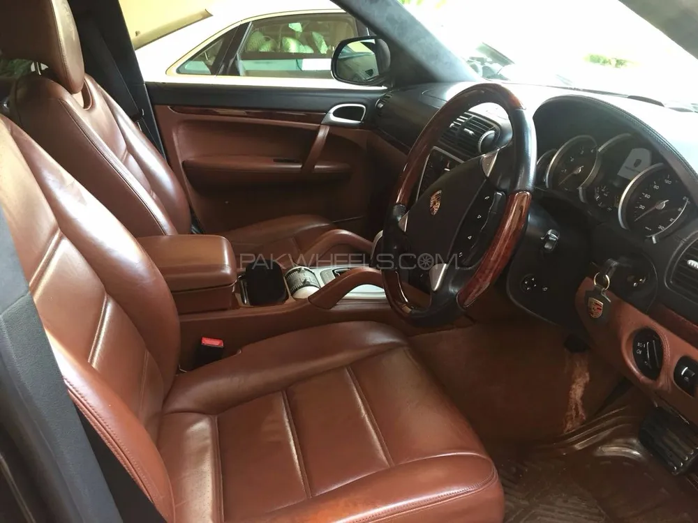 پورشے کائین 2009 for Sale in لاہور پورشے کائین 2009 for Sale in لاہور Image-12