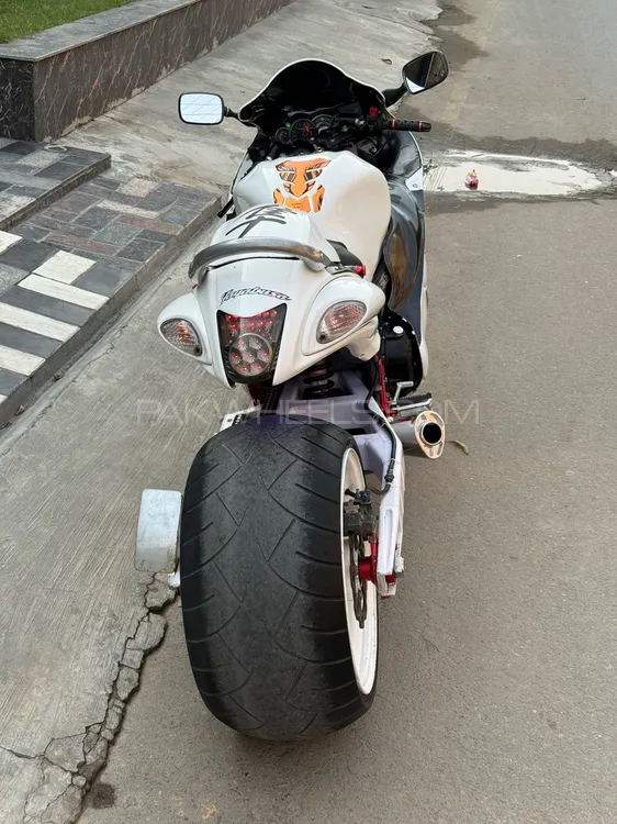 Suzuki Hayabusa 2010 for Sale Suzuki Hayabusa 2010 for Sale Image-3