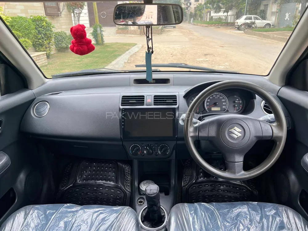 Suzuki Swift 2015 for Sale in Karachi Image-1
