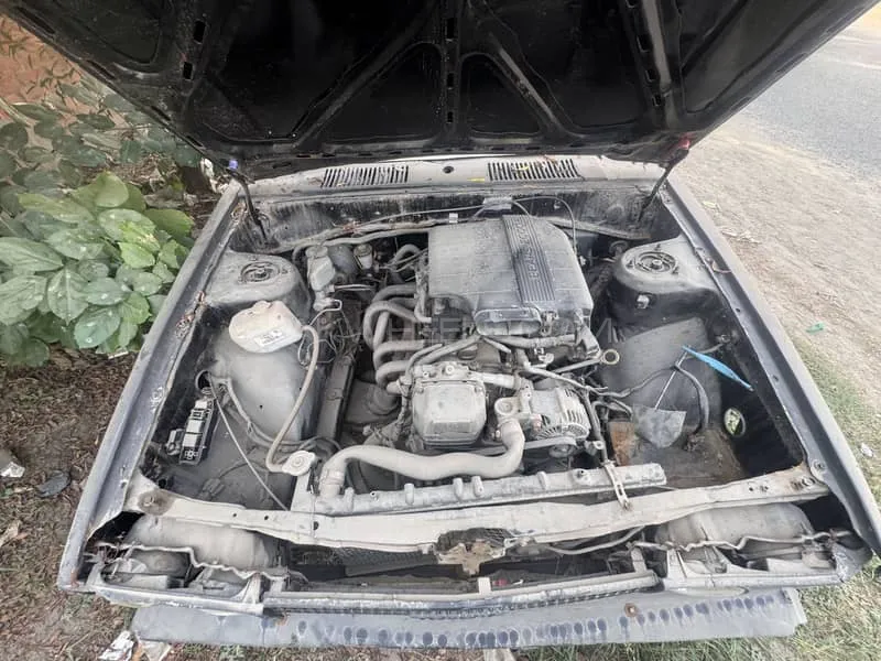 Toyota Corolla 1982 for Sale in Lahore Toyota Corolla 1982 for Sale in Lahore Image-4