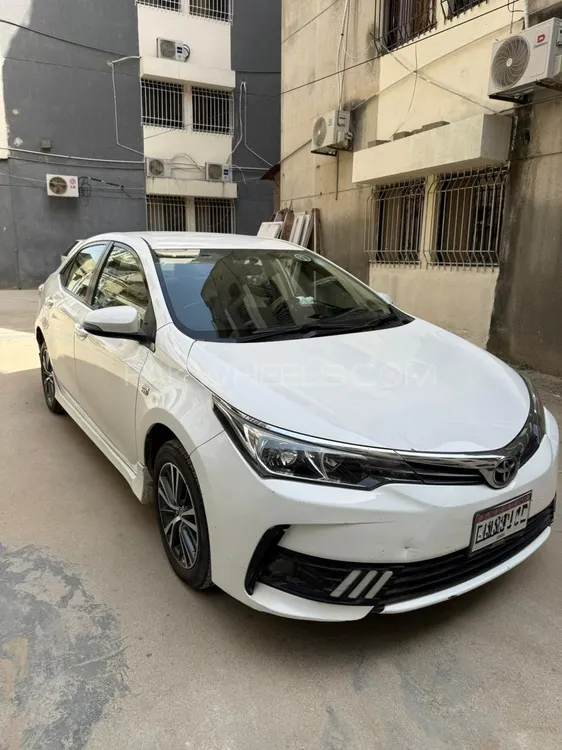 Toyota Corolla 2019 for Sale in Karachi Image-1