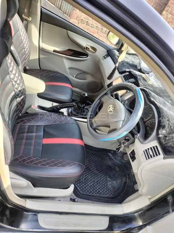 Toyota Corolla 2011 for Sale in Gujrat Image-1
