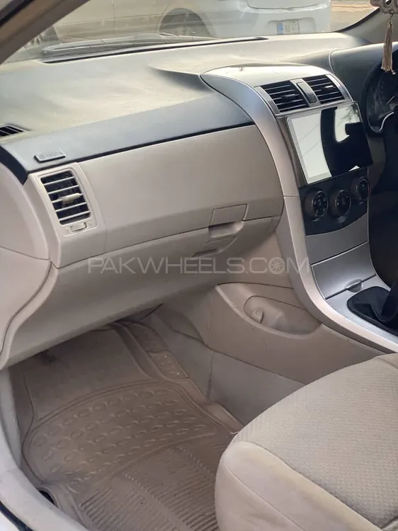Toyota Corolla 2011 for Sale in Sargodha Image-1