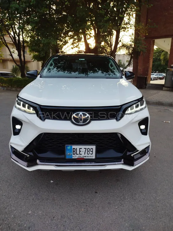 Toyota Fortuner 2022 for Sale in Islamabad Image-1