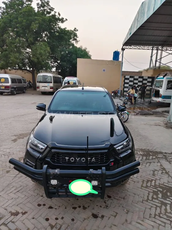 Toyota Hilux 2025 for Sale in Arifwala Image-1