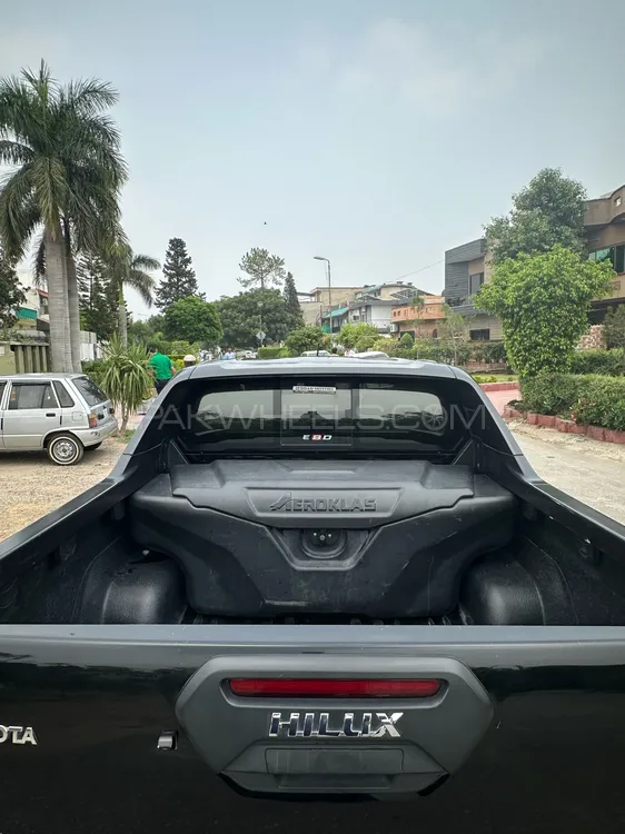 Toyota Hilux 2023 for Sale in Islamabad Toyota Hilux 2023 for Sale in Islamabad Image-8