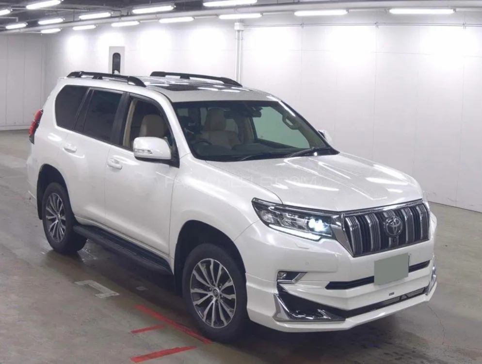 Toyota Prado 2021 for Sale in Karachi Image-1