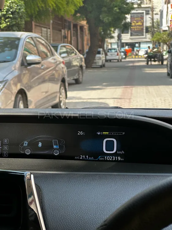ٹویوٹا پریوس 2018 for Sale in اوکاڑہ ٹویوٹا پریوس 2018 for Sale in اوکاڑہ Image-11