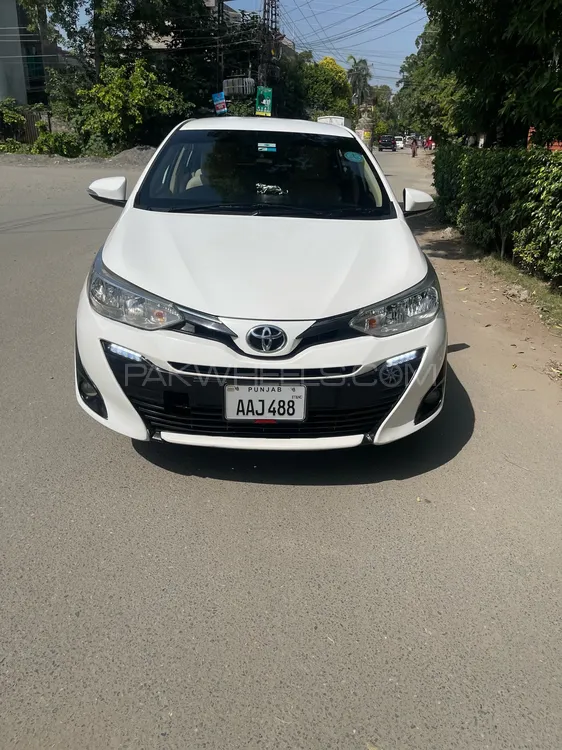 Toyota Yaris Sedan 2020 for Sale in Lahore Image-1