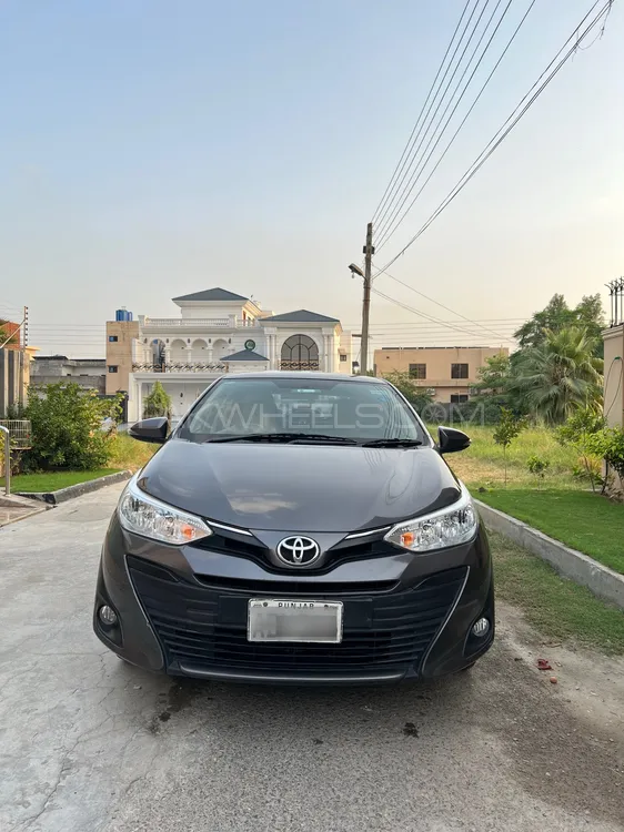 Toyota Yaris Sedan 2021 for Sale in Lahore Image-1