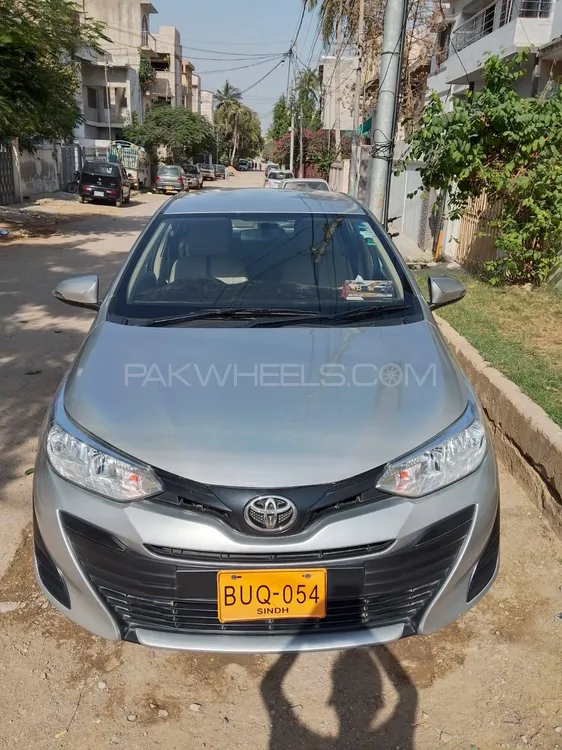 Toyota Yaris Sedan 2021 for Sale in Karachi Image-1