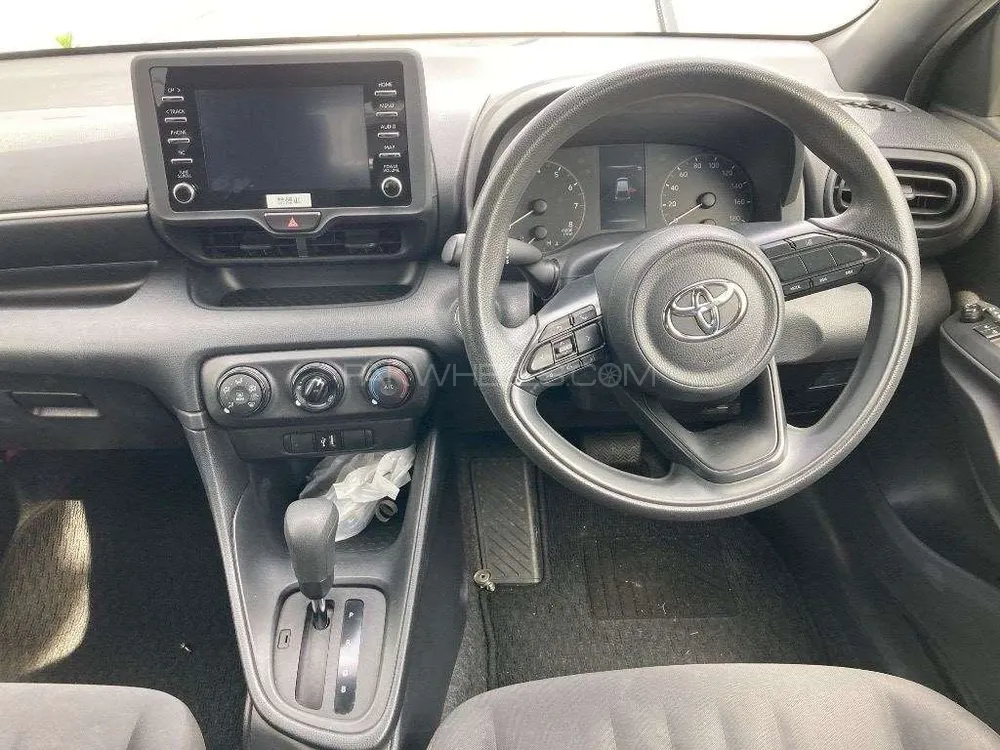 Toyota Yaris Hatchback 2022 for Sale in Karachi Toyota Yaris Hatchback 2022 for Sale in Karachi Image-3