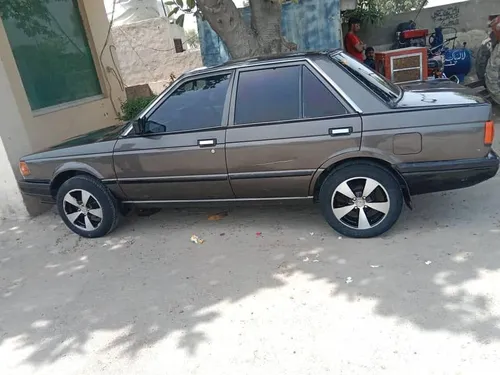 Nissan Sunny 1990