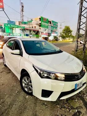 Toyota Corolla Altis Automatic 1.6 2014