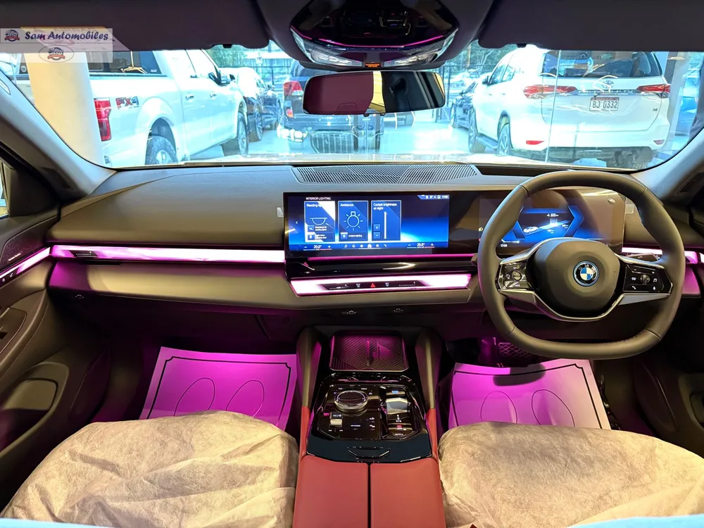 BMW i5 2024 for Sale in Karachi BMW i5 2024 for Sale in Karachi Image-3