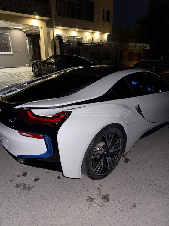 BMW i8 2015 for Sale in Islamabad BMW i8 2015 for Sale in Islamabad Image-4