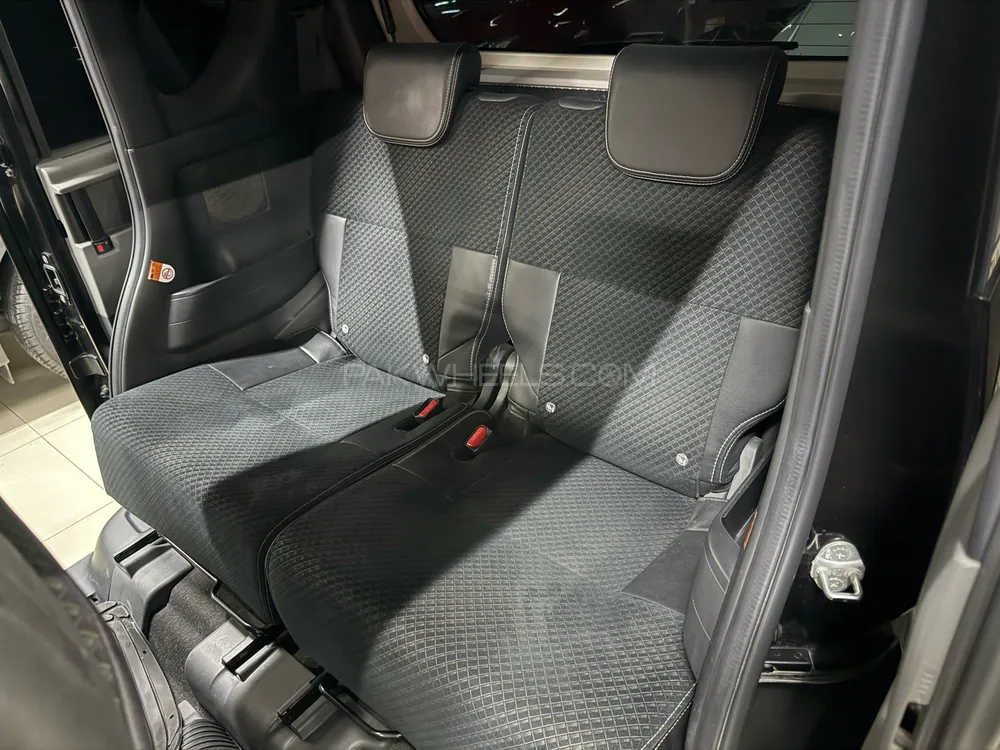 Daihatsu Tanto 2020 for Sale in Peshawar Daihatsu Tanto 2020 for Sale in Peshawar Image-14