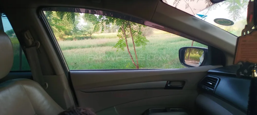 Honda City 2016 for Sale in Sadiqabad Honda City 2016 for Sale in Sadiqabad Image-10