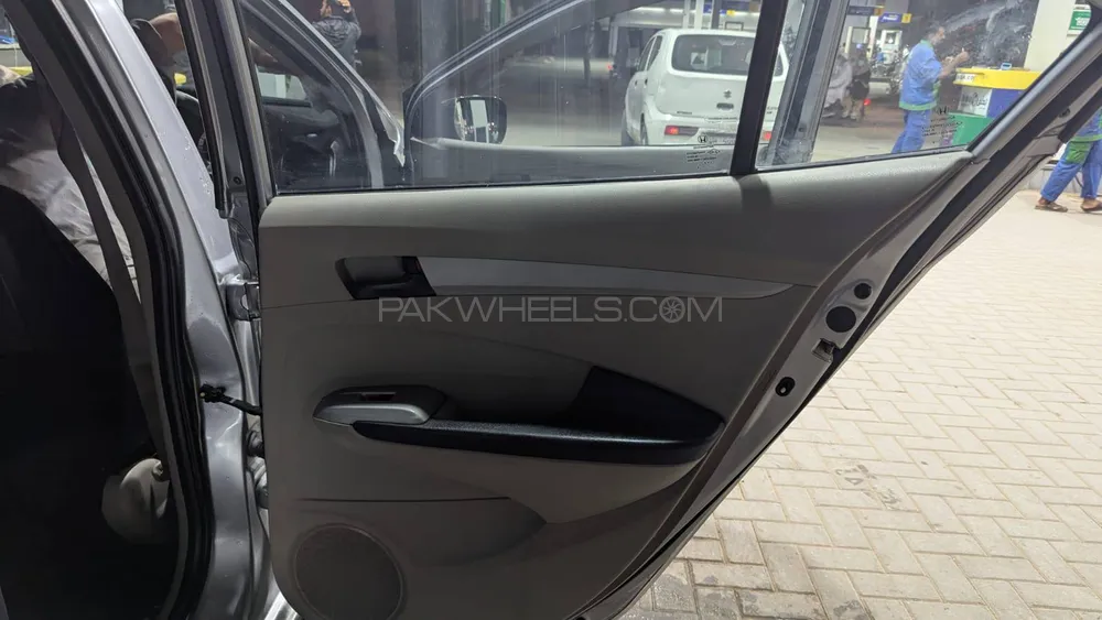 Honda City 2018 for Sale in Karachi Honda City 2018 for Sale in Karachi Image-11