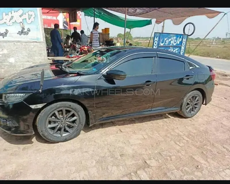 Honda Civic 2018 for Sale in Pir mahal Honda Civic 2018 for Sale in Pir mahal Image-3