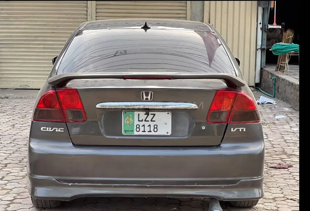 Honda Civic 2005 for Sale in Gujranwala Honda Civic 2005 for Sale in Gujranwala Image-10