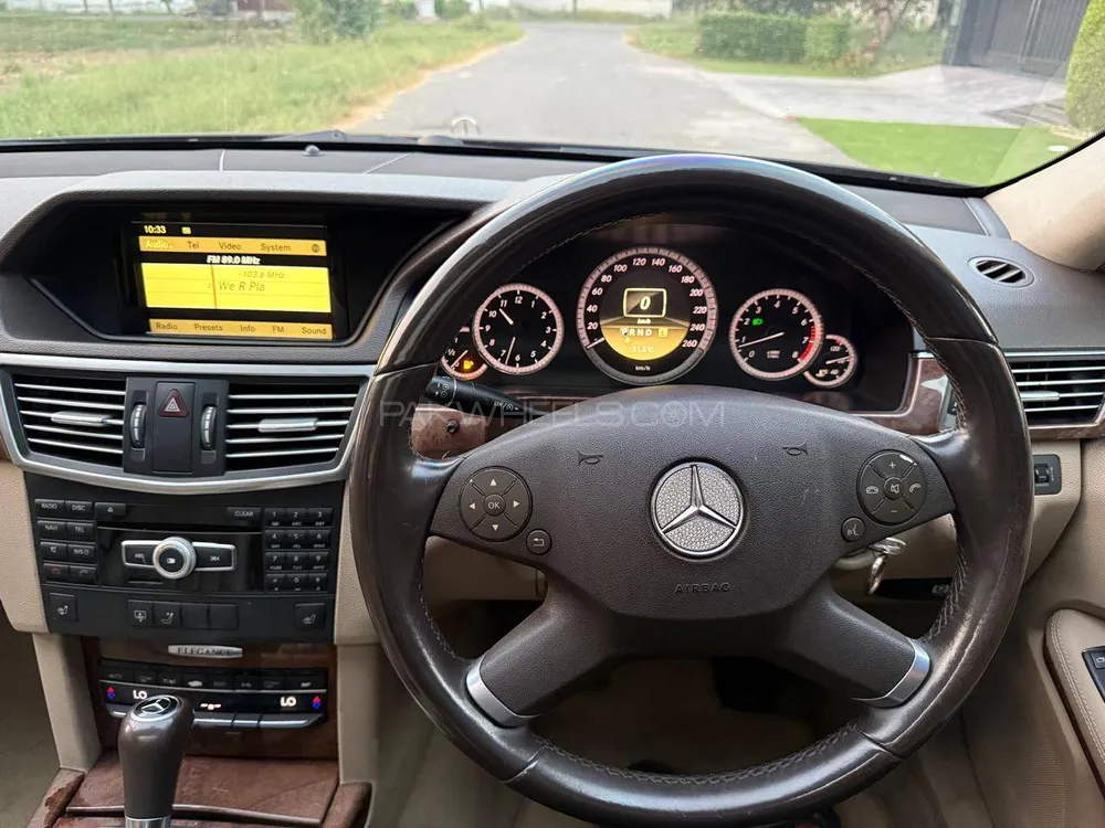 مرسڈیز بینز ای کلاس 2011 for Sale in لاہور مرسڈیز بینز ای کلاس 2011 for Sale in لاہور Image-9