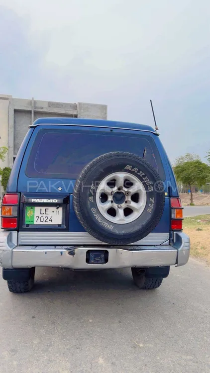 مٹسوبیشی پجیرو 1993 for Sale in لاہور مٹسوبیشی پجیرو 1993 for Sale in لاہور Image-6