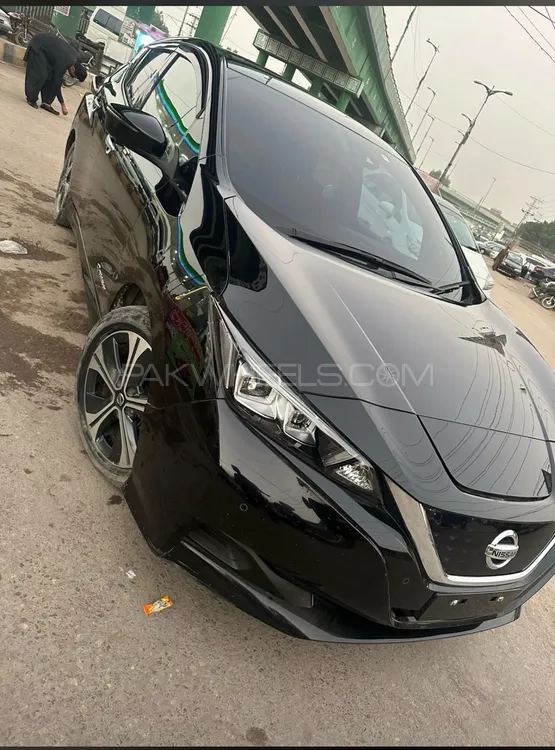Nissan Leaf 2020 for Sale in Karachi Image-1