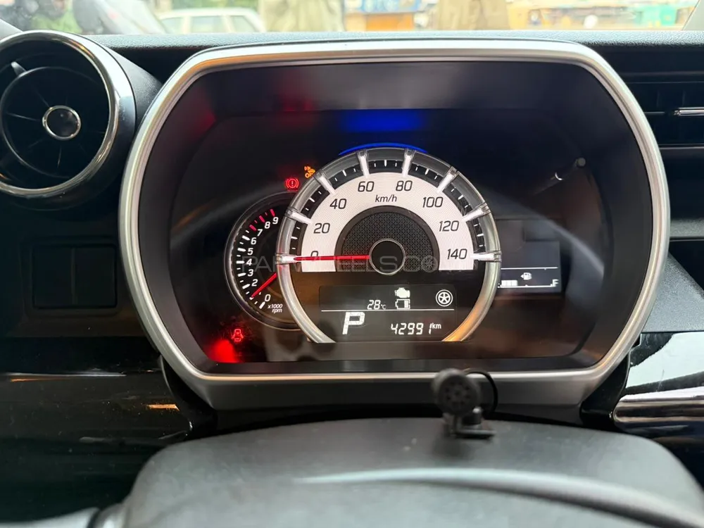 Suzuki Spacia 2021 for Sale in Lahore Suzuki Spacia 2021 for Sale in Lahore Image-11
