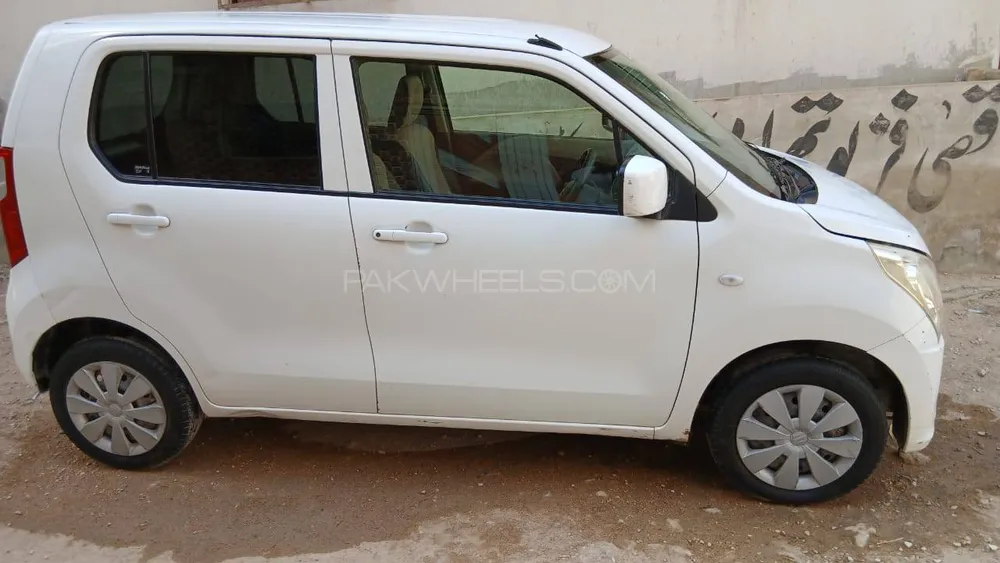 سوزوکی ویگن آر 2014 for Sale in کراچی سوزوکی ویگن آر 2014 for Sale in کراچی Image-3