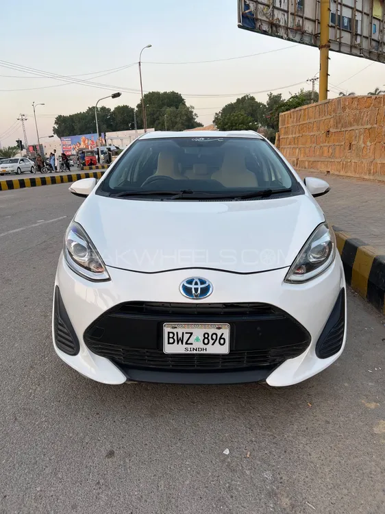 Toyota Aqua 2019 for Sale in Hyderabad Image-1
