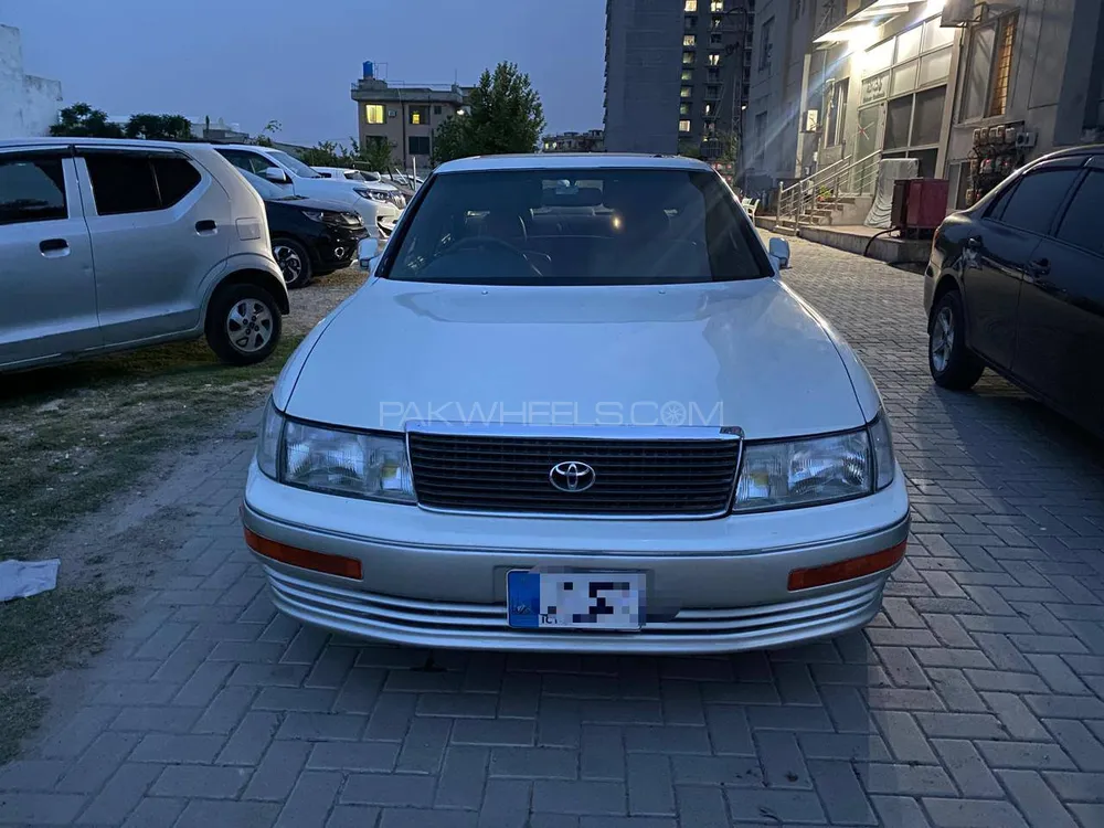 Toyota Celsior 1991 for Sale in Islamabad Image-1