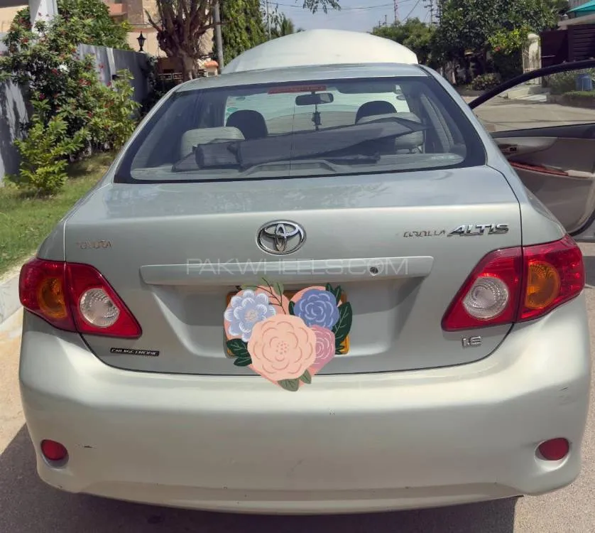 Toyota Corolla 2009 for Sale in Karachi Image-1
