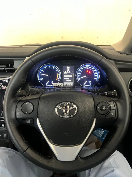Toyota Corolla 2025 for Sale in Jhang Image-1