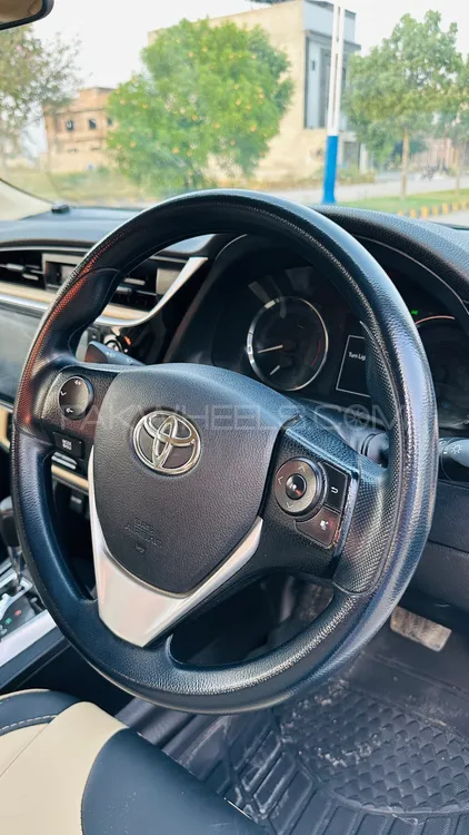 Toyota Corolla 2021 for Sale in Islamabad Toyota Corolla 2021 for Sale in Islamabad Image-9