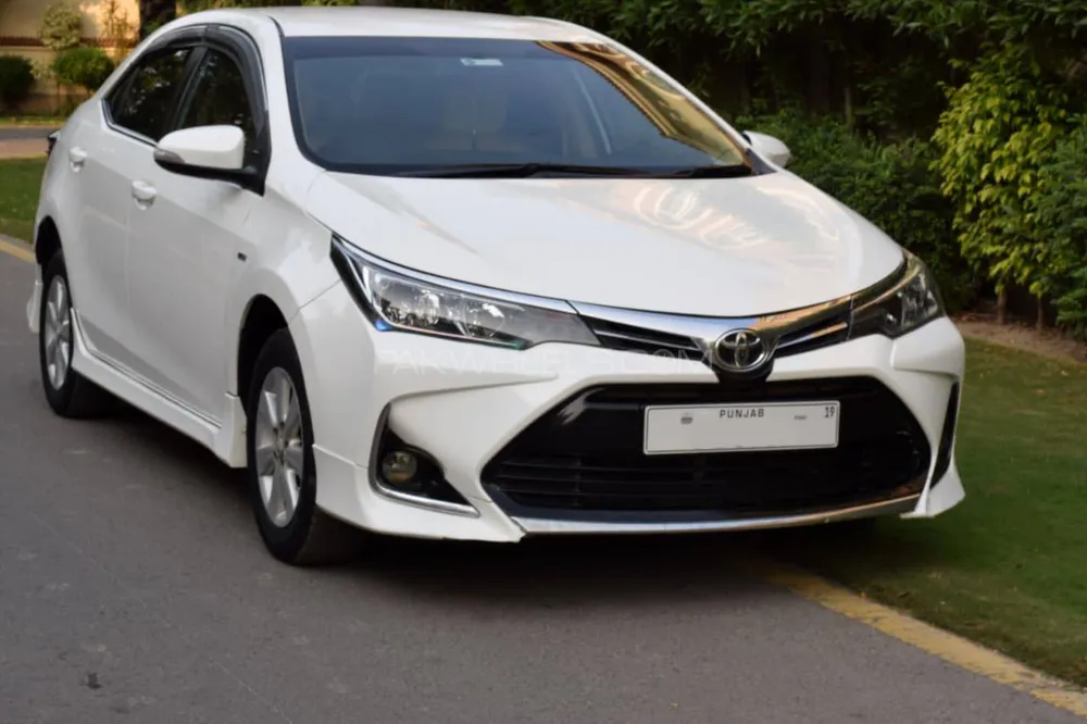 Toyota Corolla 2018 for Sale in Lahore Image-1