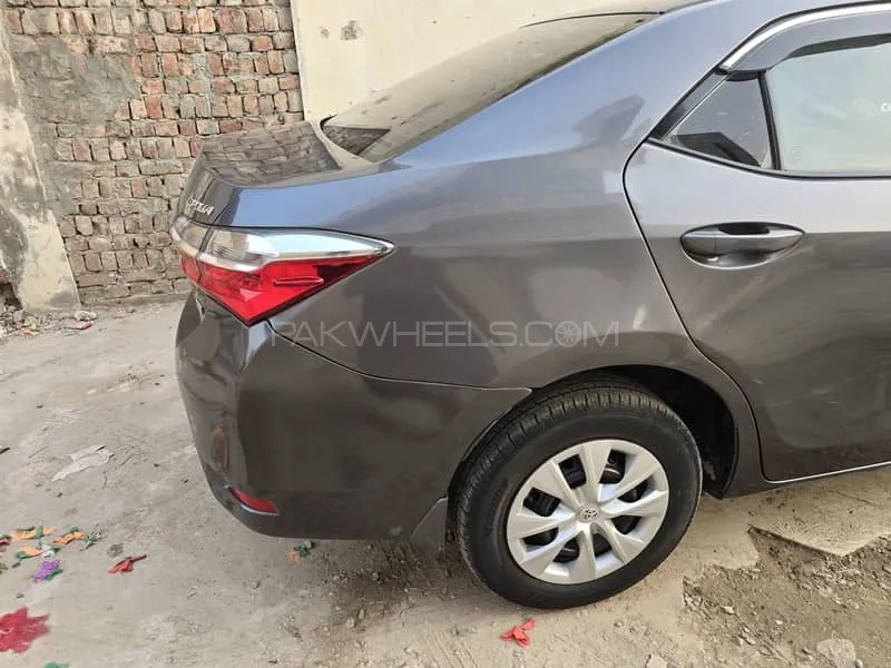 Toyota Corolla 2019 for Sale in Chunian Image-1