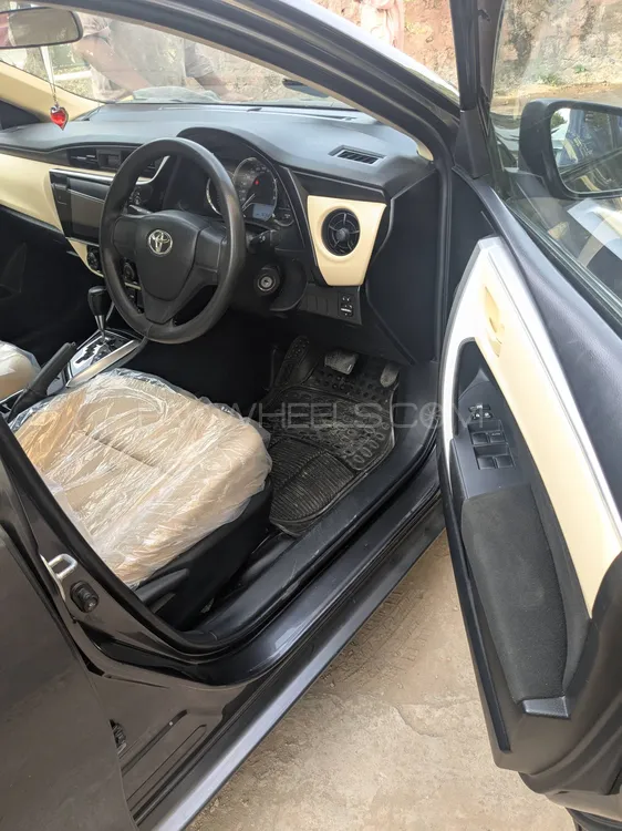 Toyota Corolla 2018 for Sale in Rawalpindi Toyota Corolla 2018 for Sale in Rawalpindi Image-13