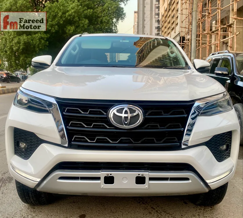 Toyota Fortuner 2021 for Sale in Karachi Image-1