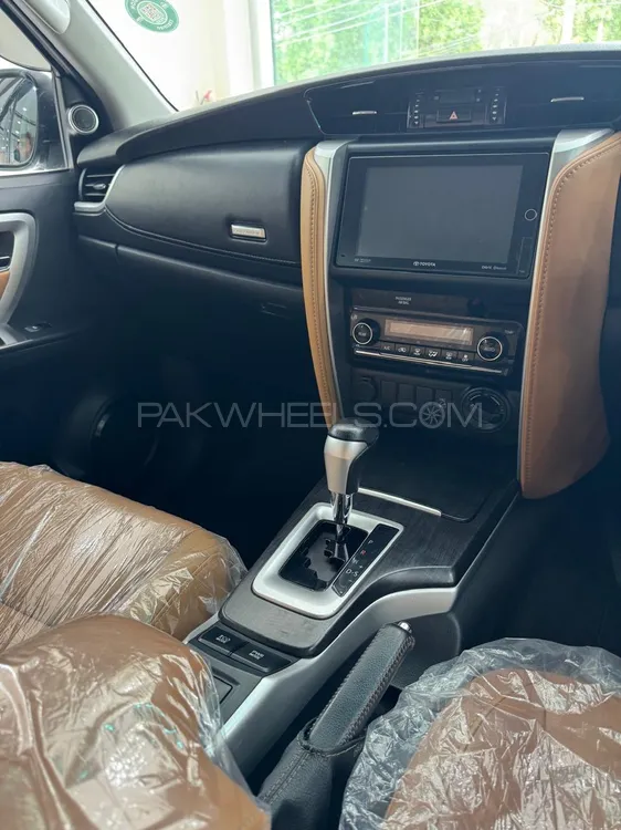 Toyota Fortuner 2018 for Sale in Faisalabad Toyota Fortuner 2018 for Sale in Faisalabad Image-12