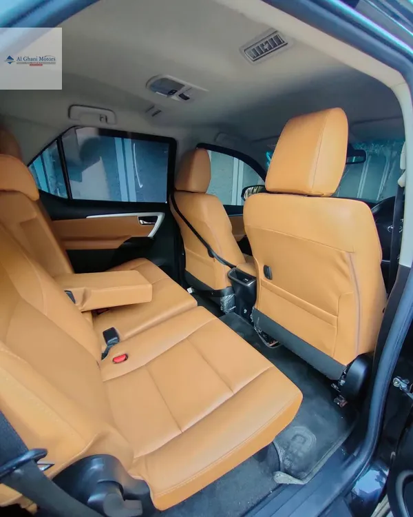 Toyota Fortuner 2022 for Sale in Karachi Toyota Fortuner 2022 for Sale in Karachi Image-9