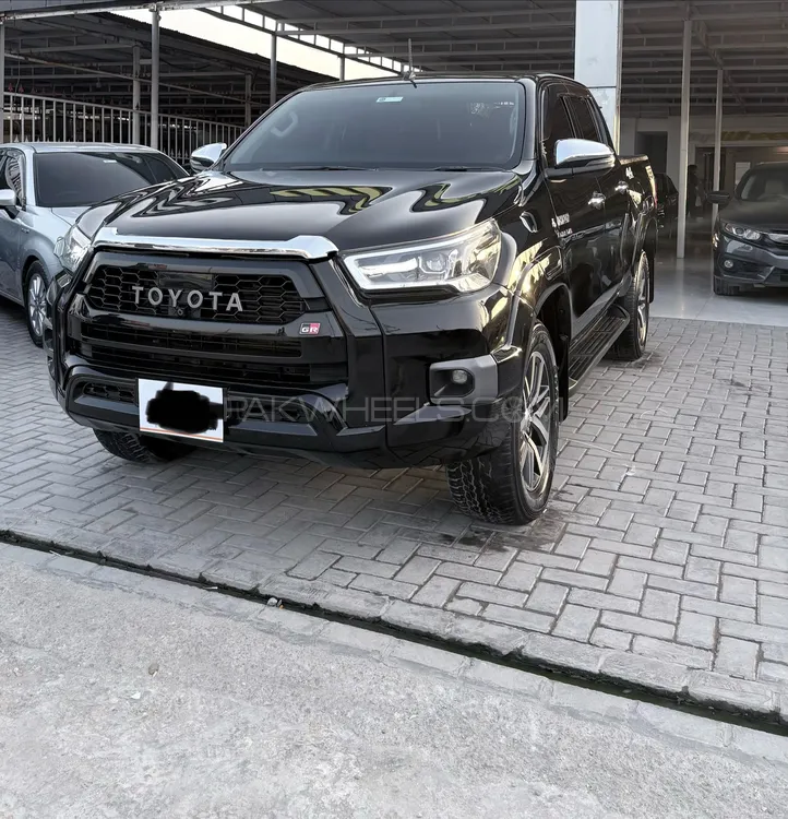 Toyota Hilux 2021 for Sale in Abbottabad Image-1