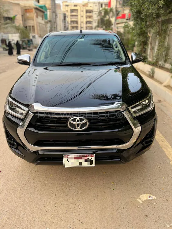 Toyota Hilux 2021 for Sale in Karachi Image-1