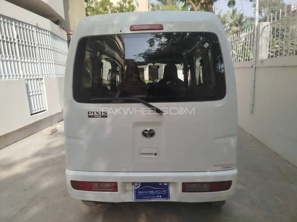 Toyota Pixis Van 2015 for Sale in Karachi Toyota Pixis Van 2015 for Sale in Karachi Image-6