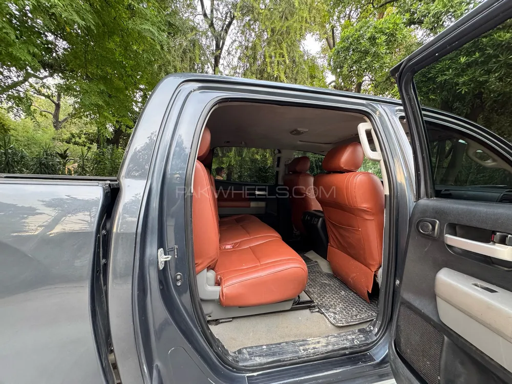 Toyota Tundra 2008 for Sale in Lahore Toyota Tundra 2008 for Sale in Lahore Image-8