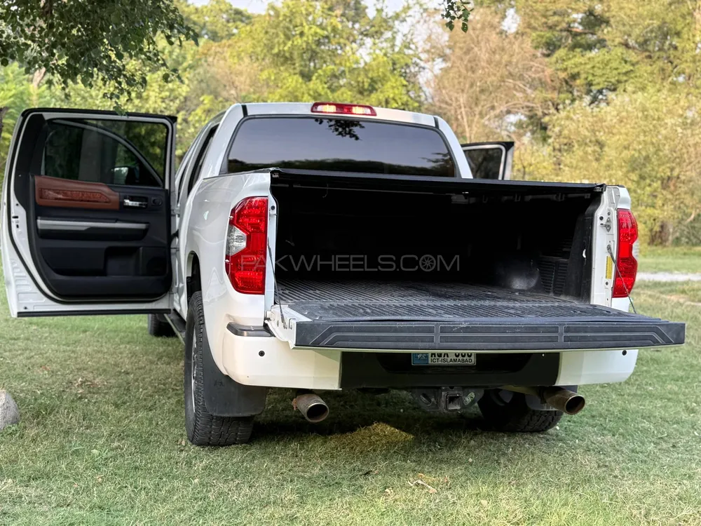 Toyota Tundra 2017 for Sale in Islamabad Toyota Tundra 2017 for Sale in Islamabad Image-9