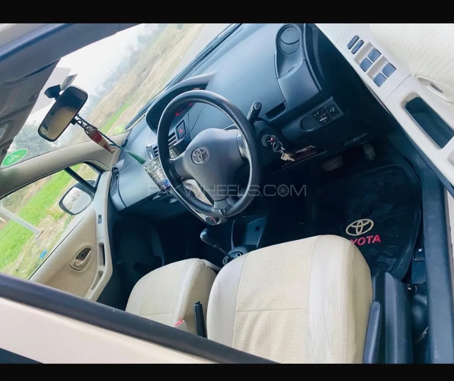 Toyota Vitz 2008 for Sale in Lahore Toyota Vitz 2008 for Sale in Lahore Image-4
