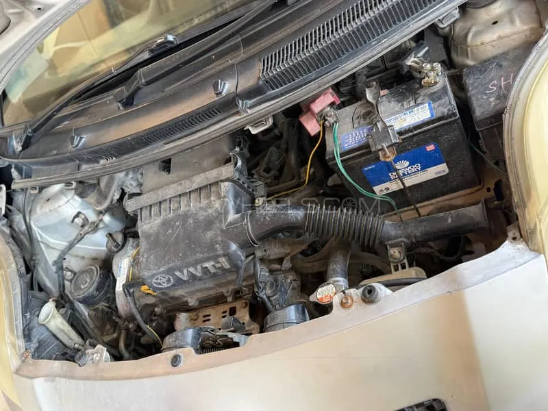 Toyota Vitz 2005 for Sale in Rawalpindi Image-1