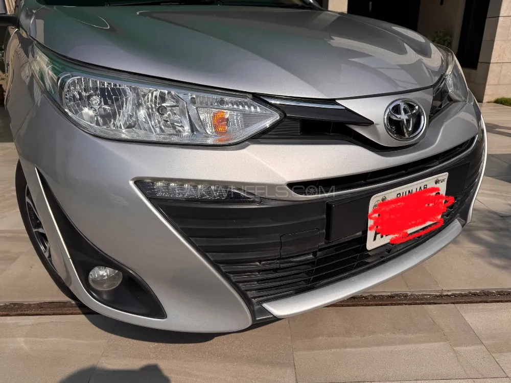Toyota Yaris Sedan 2021 for Sale in Lahore Image-1