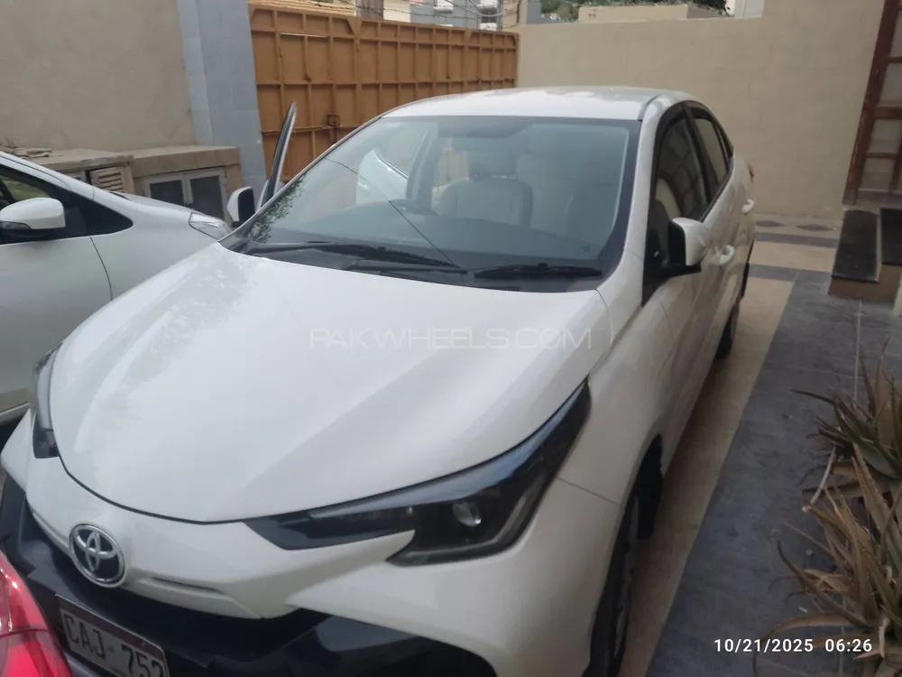 Toyota Yaris Sedan 2024 for Sale in Karachi Image-1